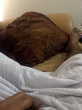 Yassesexy online show from September 30, 10:30 am