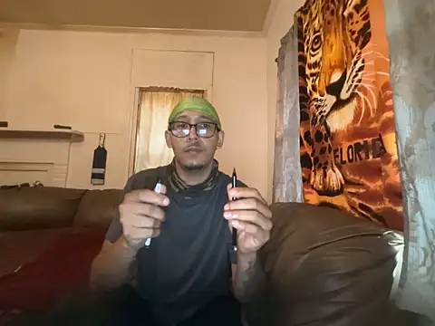 ThrowedWorldWide online show from March 2, 11:12 pm