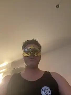 Chinolow online show from December 18, 1:56 am