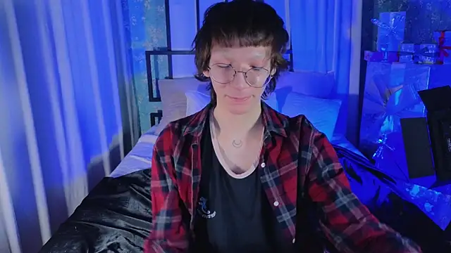 TommieHi online show from November 29, 6:26 am