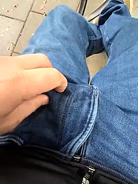 pisun1986 online show from November 2, 1:48 pm