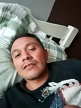 Snapshot of Ricuss9 chatting on October 11, 10:36 pm Ricuss9 online show from October 11, 10:36 pm