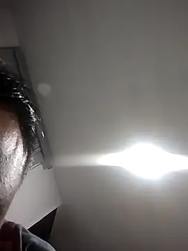 Snapshot of Ricuss9 chatting on October 10, 10:31 am Ricuss9 online show from October 10, 10:31 am