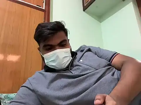 Romeo Sam2 online show from September 29, 8:13 am