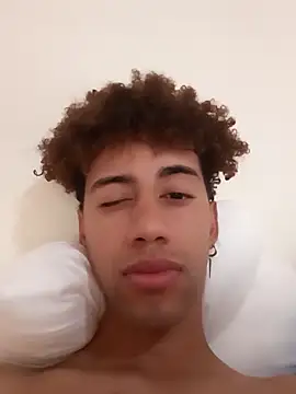 The boy good online show from December 19, 6:27 pm