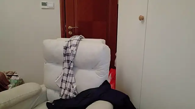 hangzi-0011 online show from December 2, 1:36 pm