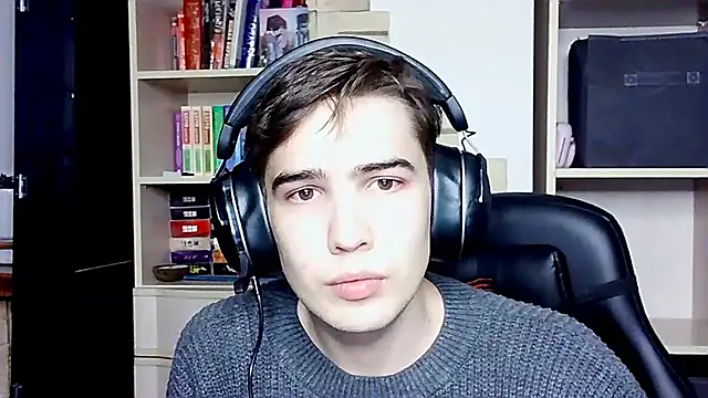 Snapshot of _Chris_Next_Door_ chatting on October 16, 2:58 pm  Chris Next Door  online show from October 16, 2:58 pm