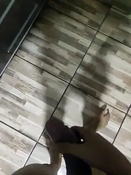 CDD021 online show from October 2, 11:53 pm