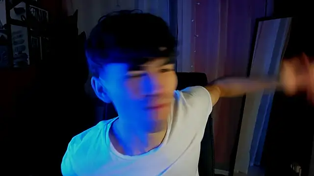 JaremyHarris online show from December 4, 8:49 pm