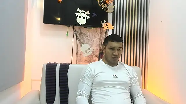 venedic bull online show from October 31, 8:56 pm