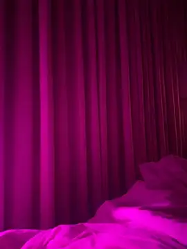 Stefani360 online show from February 6, 7:11 pm