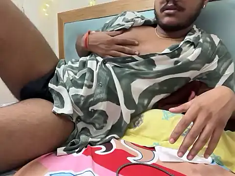 YourBlackBull online show from October 31, 7:39 pm