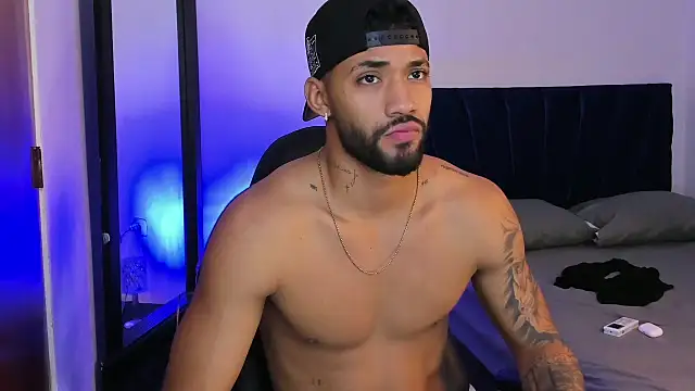 theo sky1 online show from November 5, 2:19 pm