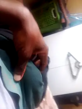 Snapshot of lefalamangmo chatting on October 15, 10:34 am lefalamangmo online show from October 15, 10:34 am