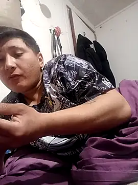 Snapshot of Chyynoxxx chatting on October 7, 12:20 pm Chyynoxxx online show from October 7, 12:20 pm