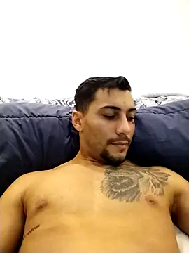 gooddboy01 online show from October 27, 7:49 pm