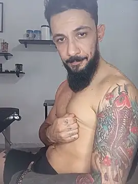 Snapshot of DioserSoares chatting on October 13, 3:29 pm DioserSoares online show from October 13, 3:29 pm