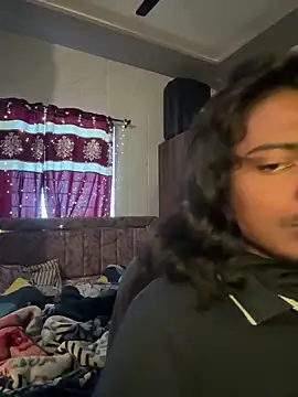 Ujjwallkumar0069 online show from April 6, 10:27 am