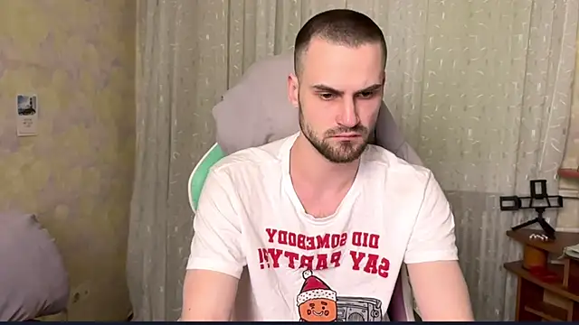 Iveraan online show from December 4, 7:10 pm