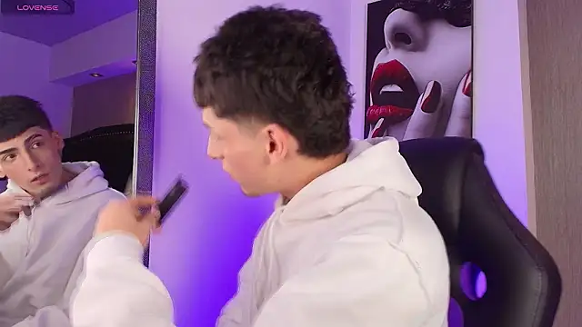 MateoMitchell online show from March 27, 5:00 am