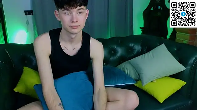 Cute Mike online show from March 2, 10:00 am