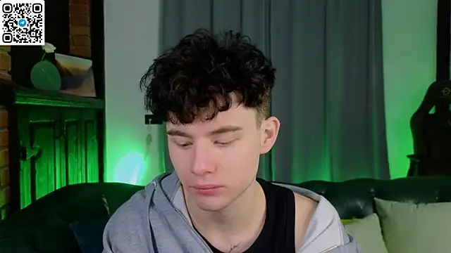 Cute Mike online show from February 28, 12:26 pm