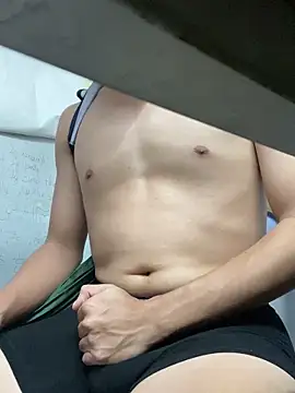 Boyshuaaa online show from October 6, 6:45 pm