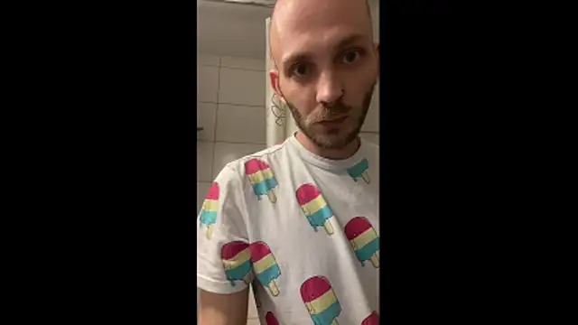 MolleDolle online show from July 1, 9:04 pm