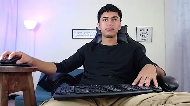 Alancum7 online show from July 3, 1:28 pm