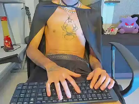 JacobBlackwell  online show from October 27, 9:50 pm