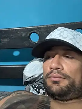 Santiago hot19 online show from March 4, 7:10 pm