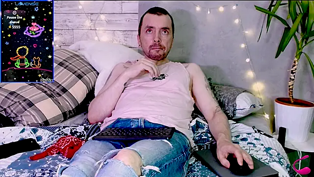 Markus Rivas online show from October 26, 11:51 pm