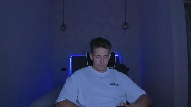 find0m master online show from June 20, 5:40 pm