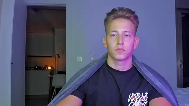 find0m master online show from December 18, 12:06 am