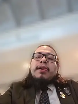 Lifewithcno online show from April 8, 1:31 pm