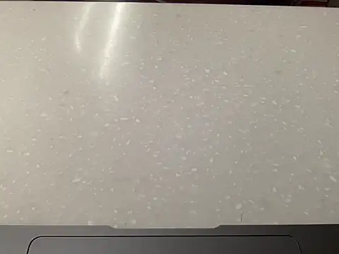 lxlx0101 online show from October 8, 9:24 am