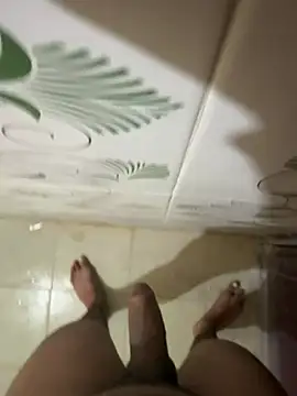 dickmaster8782 online show from April 8, 7:11 pm