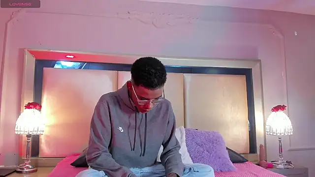 Charlie Storm  online show from March 3, 7:54 pm