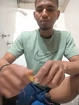 Snapshot of SlingingAsteroid chatting on October 28, 5:37 pm SlingingAsteroid online show from October 28, 5:37 pm