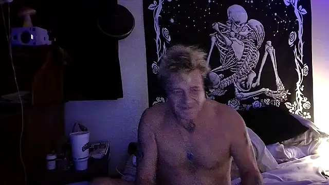 whitehole4bbc252 online show from April 21, 2:04 am