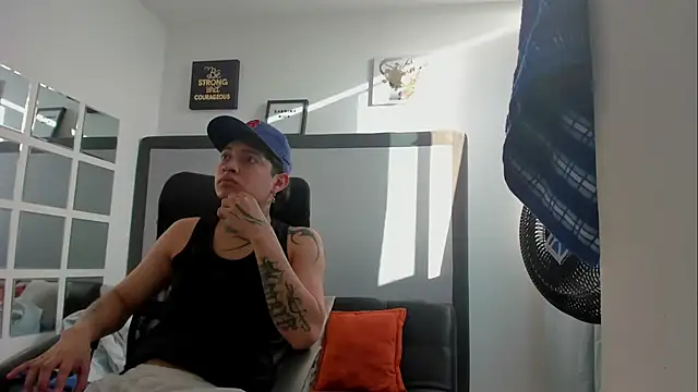 Sky Wild online show from October 21, 9:28 pm