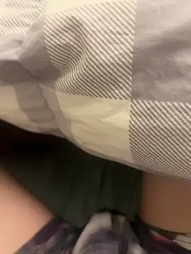 LilCheeky online show from November 28, 8:27 am