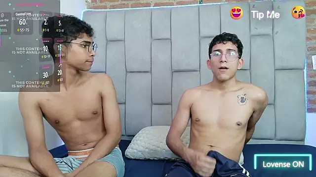 Desire4Duo online show from January 18, 3:25 pm