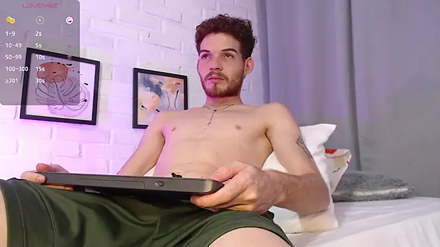 MATEO HUNTER online show from March 27, 3:00 am