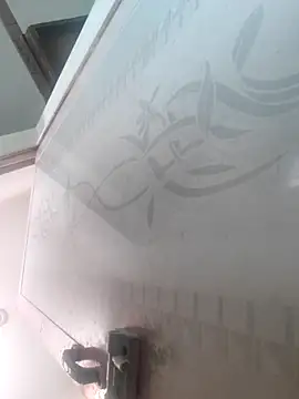 Vickyins480000 online show from April 1, 8:16 am