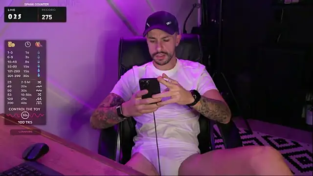 monsieurguitsxxx online show from February 4, 4:35 pm