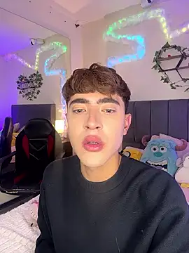 JustinCastiblanco online show from January 13, 11:25 am