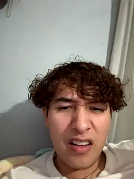 FresitAlexit0 online show from November 10, 7:13 am