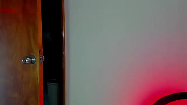 maximo black  online show from October 28, 7:38 pm