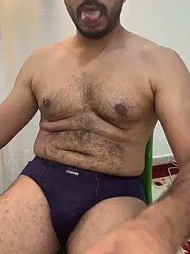 Handsome8677 online show from April 13, 8:48 am